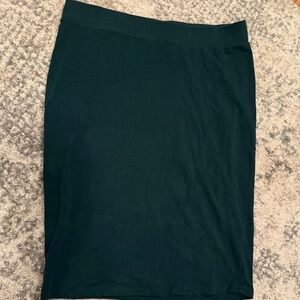 Zenana Outfitters Classic Black Pencil Skirt